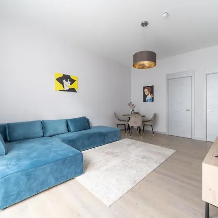 New Comfortable 2 Bedroom W/big Terrace Διαμέρισμα